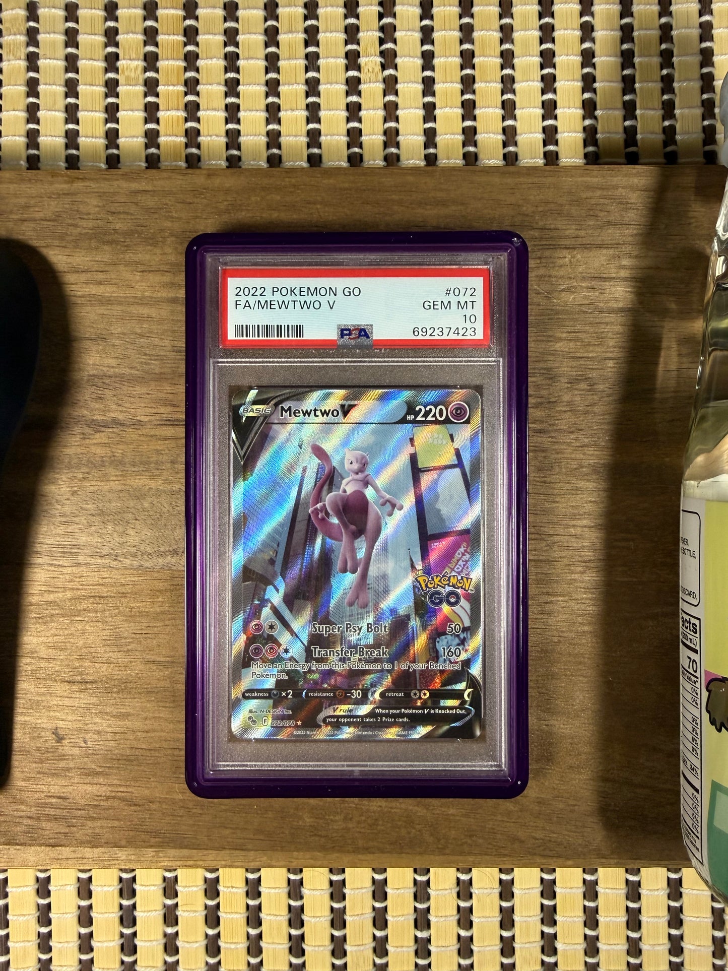 Mewtwo V 072 - Pokémon GO - PSA10