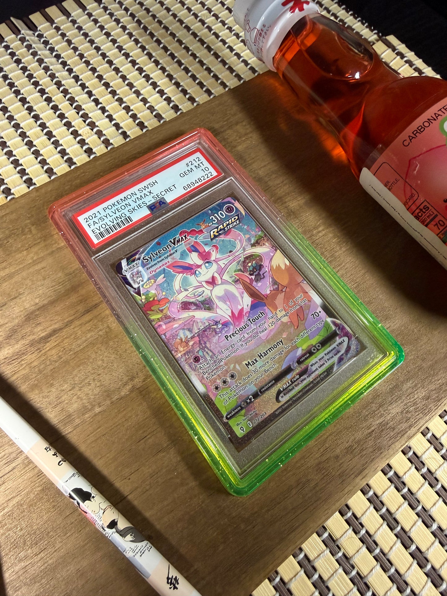 Sylveon VMAX 212 - Evolving Skies -  PSA10